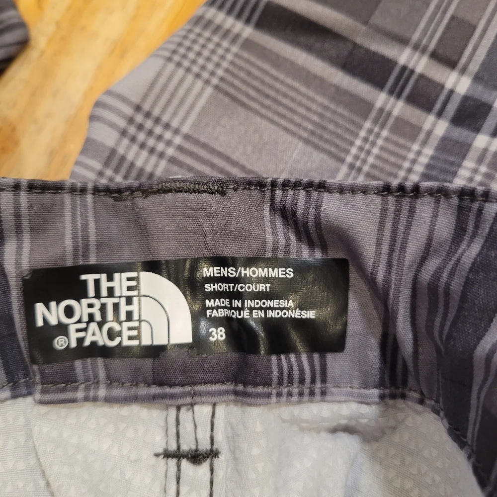 EUC~ THE NORTH FACE SHORTS